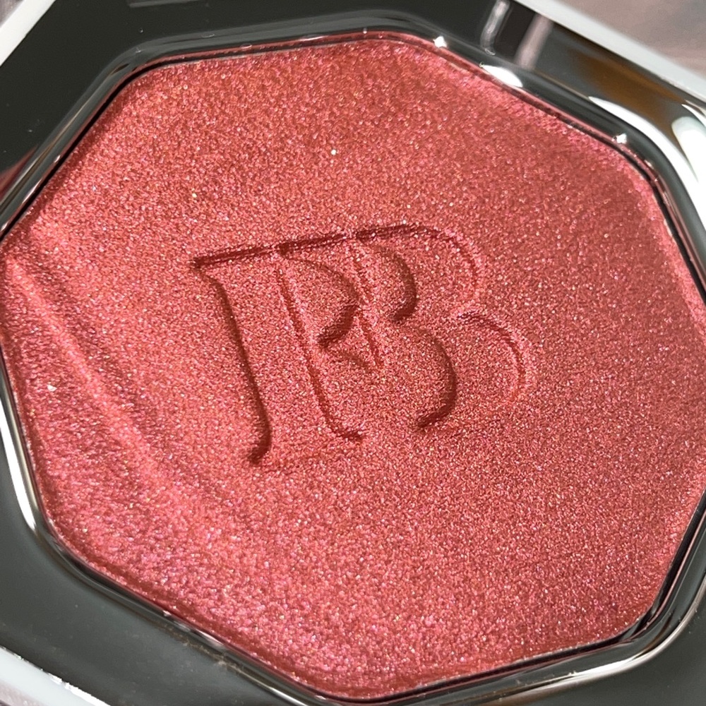 FENTY BEAUTY By Rihanna Killawatt Foil Freestyle Highlighter in Ruby Ric… - Picture 12 of 14